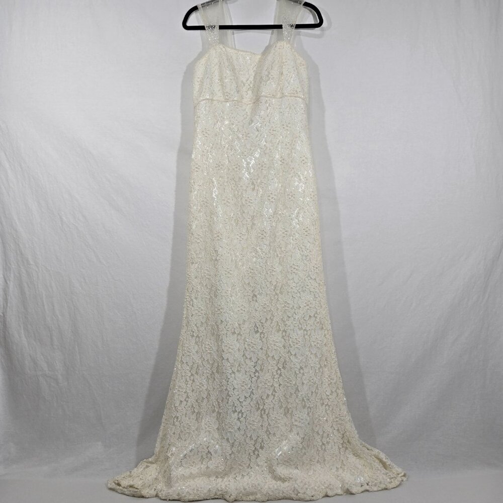 David's Bridal Ivory Lace Spaghetti Strap Wedding Dress